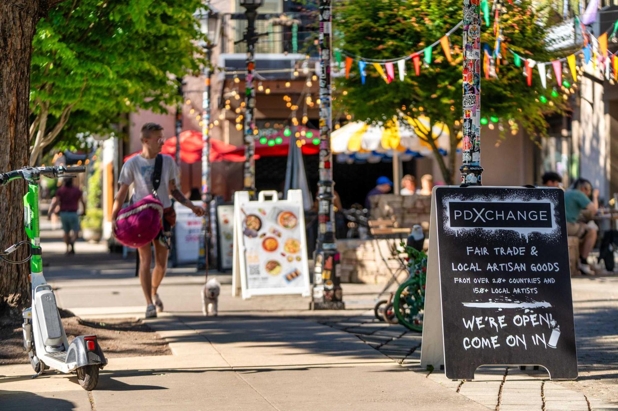 Apartment The Bohemian Spirit - Live Music, Eateries & Bars